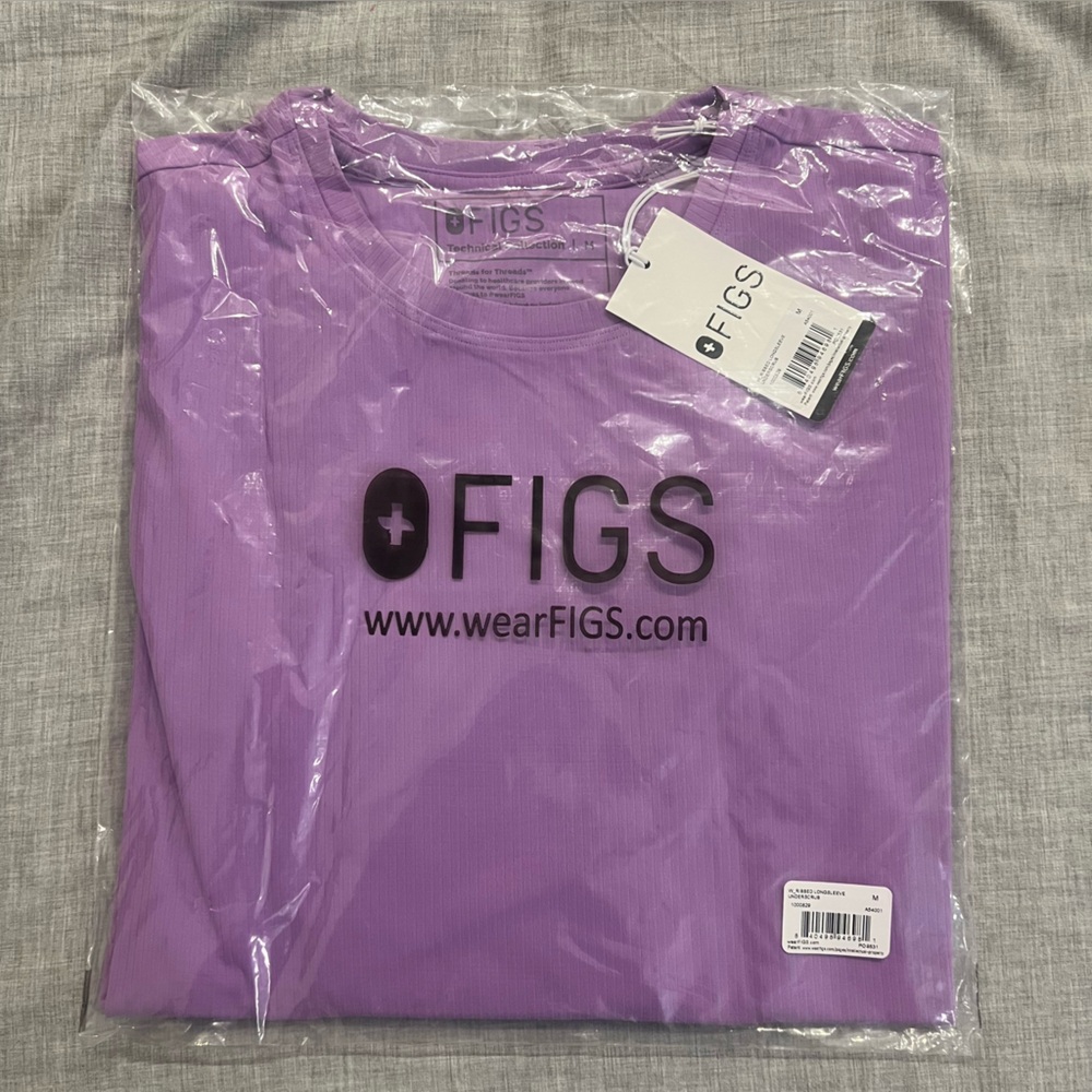 Figs M Lavender Ribbed Longsleeve Underscrub top